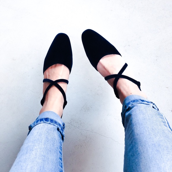 Hillard & Hanson Shoes - Vintage Hillard & Hanson Velvet Cuban Heels